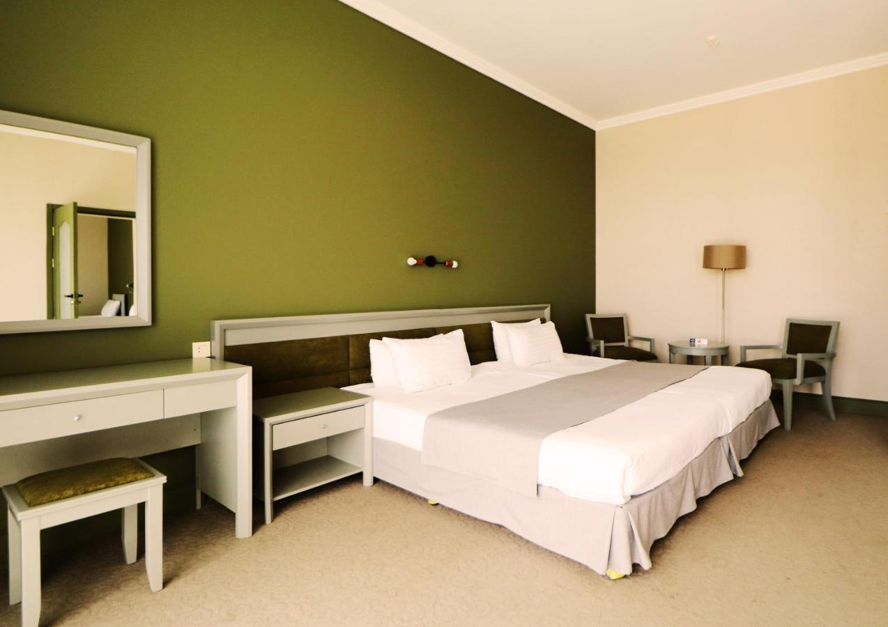 Bugaz Sea View Hotel Грибовка Екстериор снимка