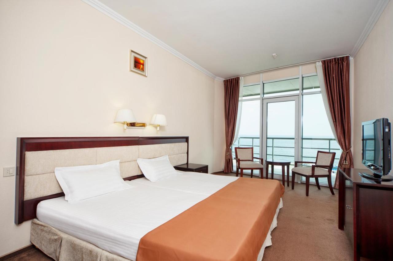 Bugaz Sea View Hotel Грибовка Екстериор снимка