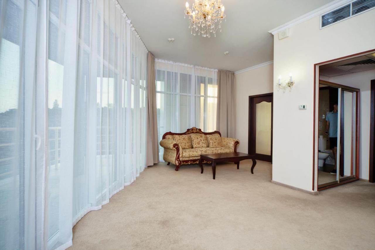 Bugaz Sea View Hotel Грибовка Екстериор снимка