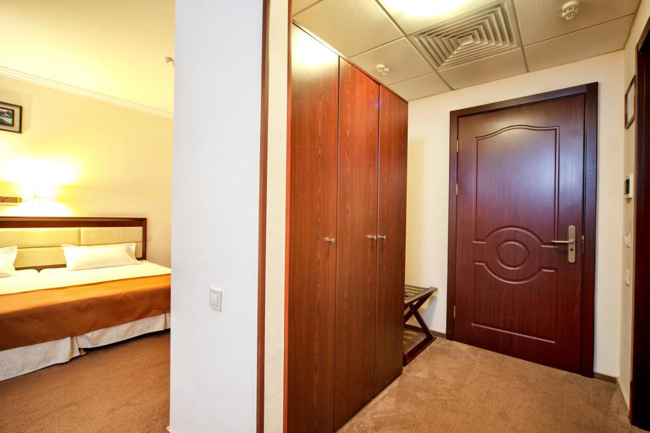 Bugaz Sea View Hotel Грибовка Екстериор снимка