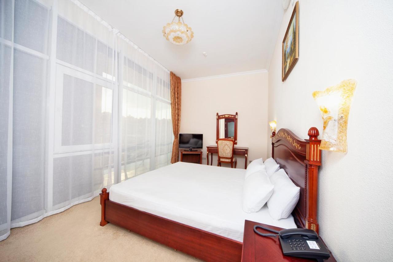 Bugaz Sea View Hotel Грибовка Екстериор снимка